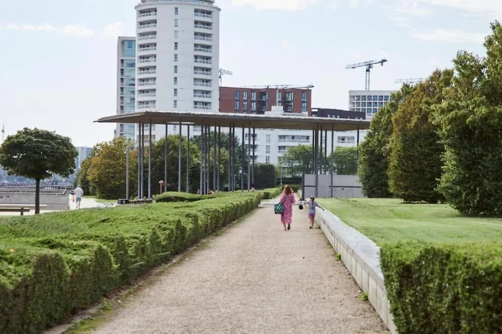 Lux 3Bdr Riverside Duplex Mansionette By Lcy & Excel I 20Mins To Central London