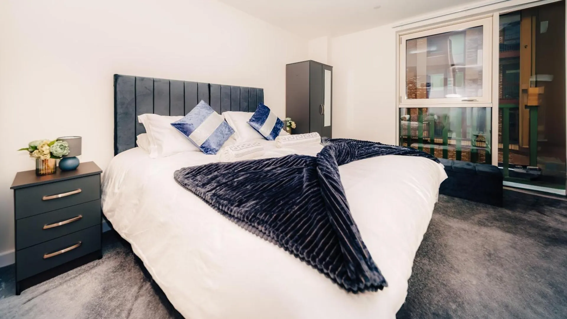Lux 3Bdr Riverside Duplex Mansionette By Lcy & Excel I 20Mins To Central London Apartment