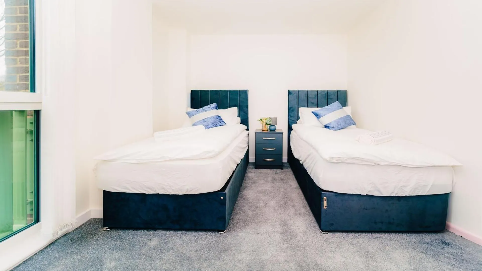 Lux 3Bdr Riverside Duplex Mansionette By Lcy & Excel I 20Mins To Central London Apartment